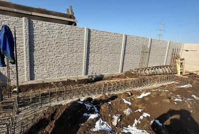 Casă cu 4 camere cu Teren 200 Mp în Central - 8