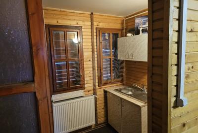 Casă individuală cu 4 camere cu Canalizare în Central - 4