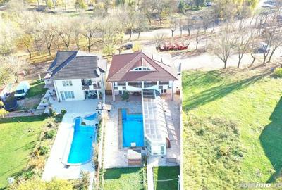 Vila cu piscina interioara si exterioara in Baile 1 Mai - Oradea Bihor - 2