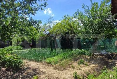 Casa renovabila de vanzare, cu 2 camere, 97 mp, zona Poiana - 7