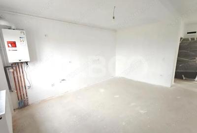 Apartament cu 3 camere decomandat în Central - 3