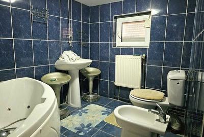 Casă cu 3 camere cu Canalizare în Central - 5