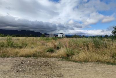 Teren de 3000 mp, în Ghimbav