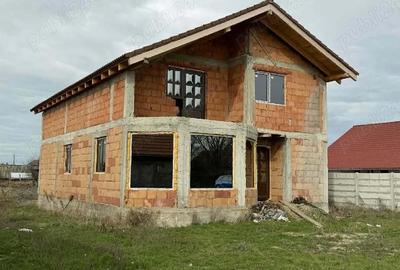 Casă cu Teren 1064 Mp în Vinga - 3