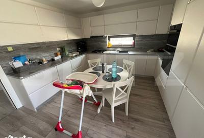 Casă cu 5 camere cu Teren 604 Mp în Răzvad - 12