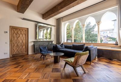 Vila Istorica in Zona Dacia – Eleganta, Spatiu Generos si Locatie Exclusivista - 3