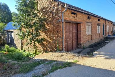 Vand casa in Comuna Domasnea - 10