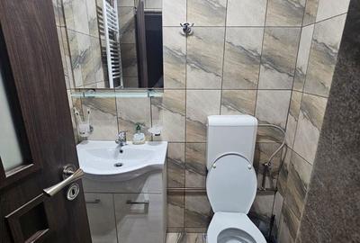 Apartament cu 4 camere în Central - 2