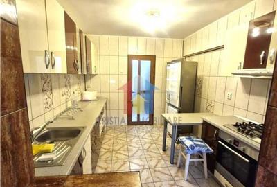 Apartament cu 3 camere decomandat în Obor - 8