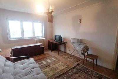 Apartament cu 3 camere semidecomandat în Complex Studențesc - 5