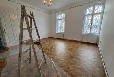 Apartament cu 4 camere decomandat în Centrul Istoric - 8