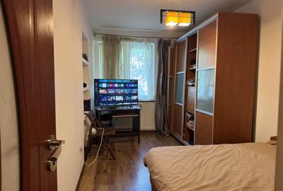 Apartament cu 3 camere semidecomandat în Central - 4