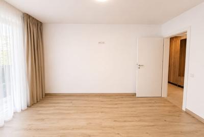 Apartament cu 2 camere semidecomandat în Tractorul - 7