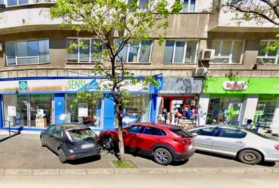 Spațiu comercial, de 28 mp, în P-ța Victoriei - 2