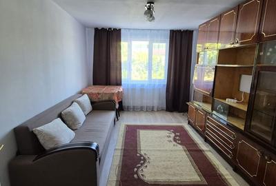 Apartament cu 3 camere decomandat în Republicii - 3