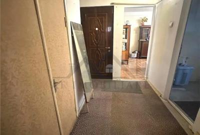 Apartament cu 4 camere decomandat în Nicolina - 4