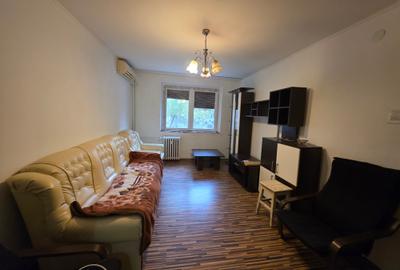 Trapezului, 10 minute metrou 1 Decembrie 1918, pe Prevederii Trapezului, 10 minute metrou 1 Decembrie 1918, pe Prevederii - 11