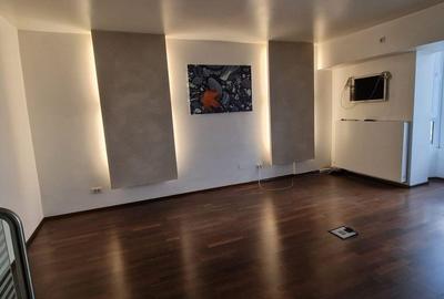 Spațiu comercial, de 62 mp, în Victoriei - 2