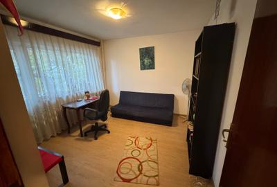 Apartament 3 camere la etajul 1 - 2