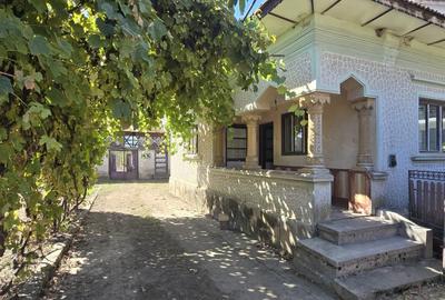 Casă individuală cu 3 camere cu Canalizare în Gemenea-Brătulești - 5