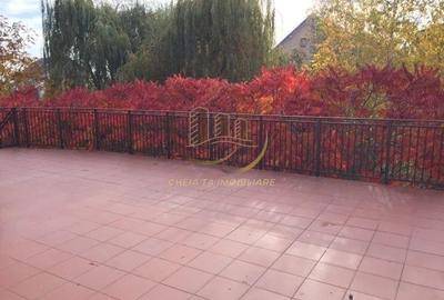 Casă cu 6 camere în Central - 5