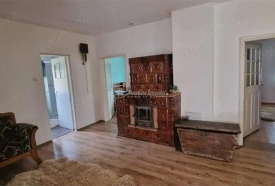 Casă cu Teren 1400 Mp în Brebu - 11