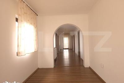 Casă cu 5 camere cu Teren 2500 Mp în Buciumeni - 7