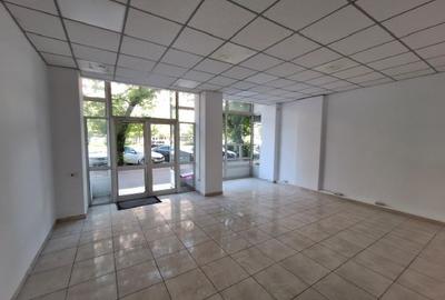 Spațiu comercial, de 91 mp, în Păcii - 3