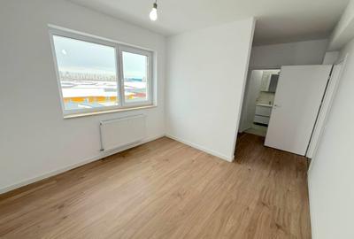Apartament cu 3 camere decomandat în Metalurgiei - 9