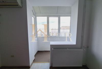 Apartament cu 2 camere decomandat în Medicină - 3