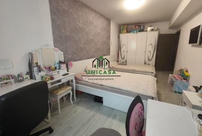 Apartament cu 3 camere decomandat în 1 Mai - 17