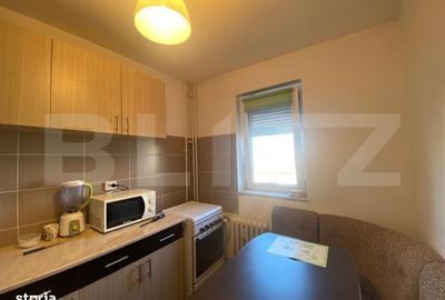 Apartament cu 2 camere decomandat în 1 Mai