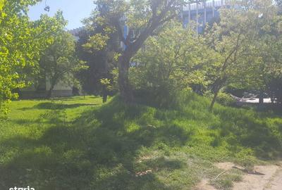 Spațiu comercial, în Take Ionescu - 4