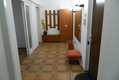 Apartament lux, zona Piata Victoriei, 4 camere , 2 bai, centrala termica  terasa - 16