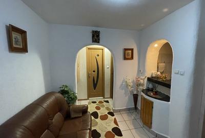 Apartament cu 2 camere decomandat în Lehnești - 1