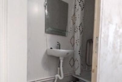 Garsonieră în Granit - 2