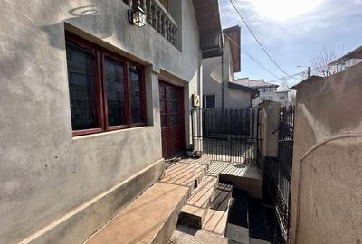 Spațiu comercial, de 24 mp, în Central - 2