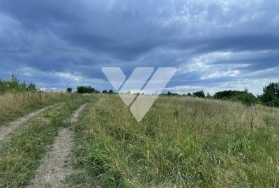 Teren agricol intravilan de 1200 mp, în Poplaca