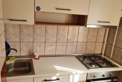 Inchiriez apartament 2 camere - 2