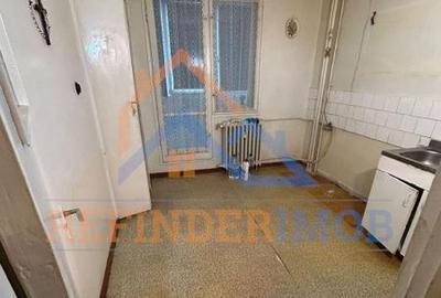 Apartament cu 2 camere decomandat în Titan - 2