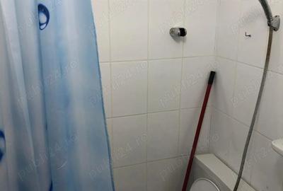 Proprietar vand garsoniera in Complexul Studen?esc, str. Milcov - 2