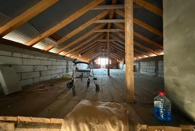 Casă cu 5 camere în Chirpăr - 6