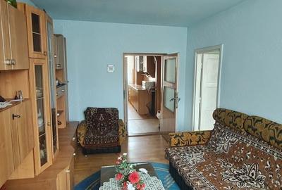 Apartament cu 3 camere nedecomandat în Central