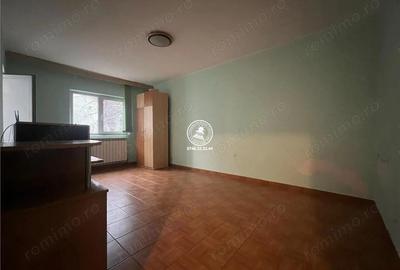 Apartament decomandat cu 2 camere in Nicolina 1, etajul 1 - 9