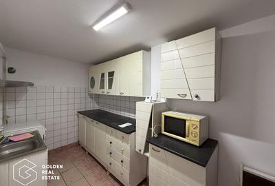 Casa pretabila pentru uz comercial/rezidential, teren 290 mp,  zona Cocorilor - 10