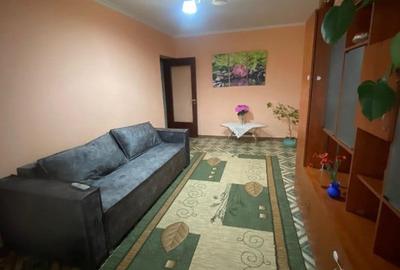 Apartament cu 2 camere decomandat în Zorilor