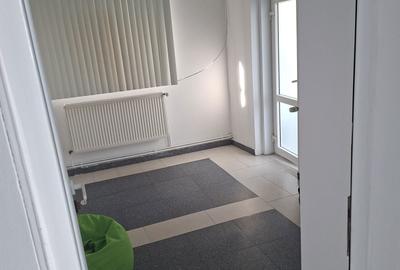 Spațiu comercial, de 160 mp, în Albești - 1
