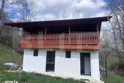 Casă cu 4 camere cu Teren 2108 Mp în Central - 3