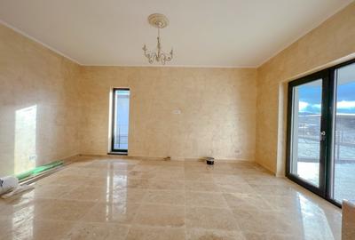 Duplex cu 3 camere cu Canalizare în Cristian - 4