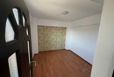 Apartament cu 3 camere decomandat în Exterior Vest - 7